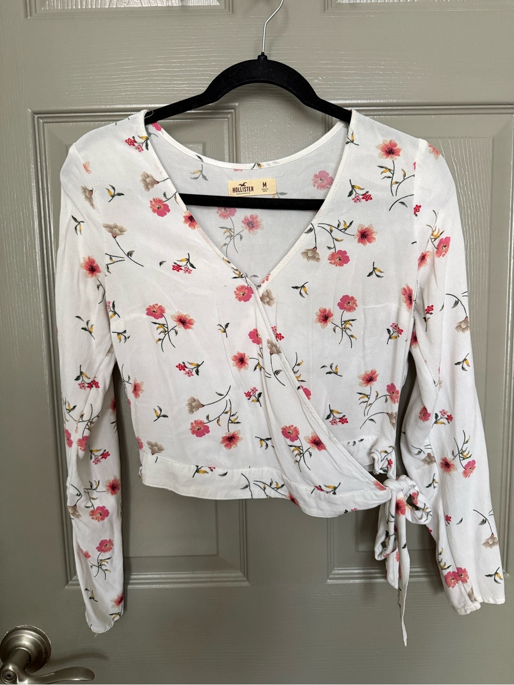 Hollister Cream Wrap Blouse with Pink Floral Print - Picture 2 of 4